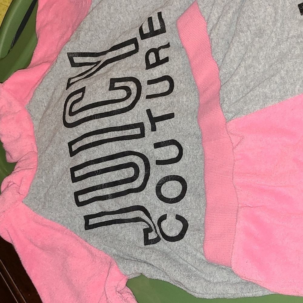 Girls juicy short set